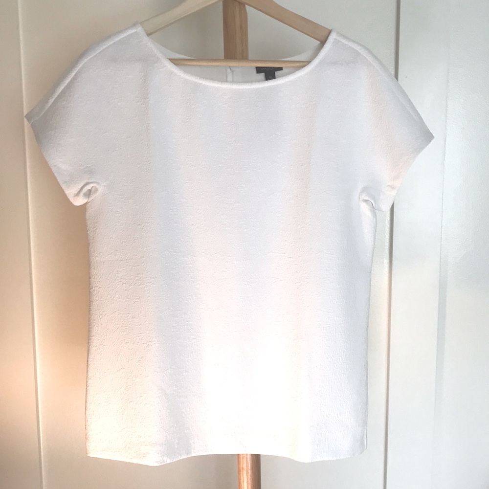 NWT Ann Taylor short-sleeve top